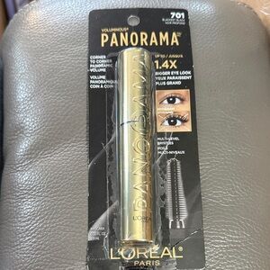 L'Oreal Voluminous Panorama Mascara in Gold